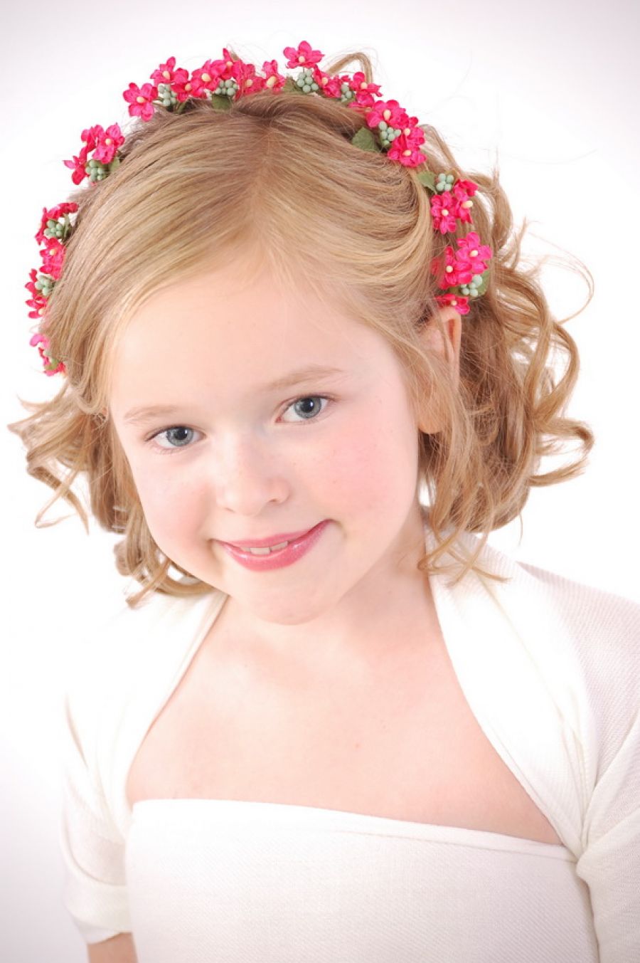 Little Girls Stylish Hairstyles Ideas for Wedding