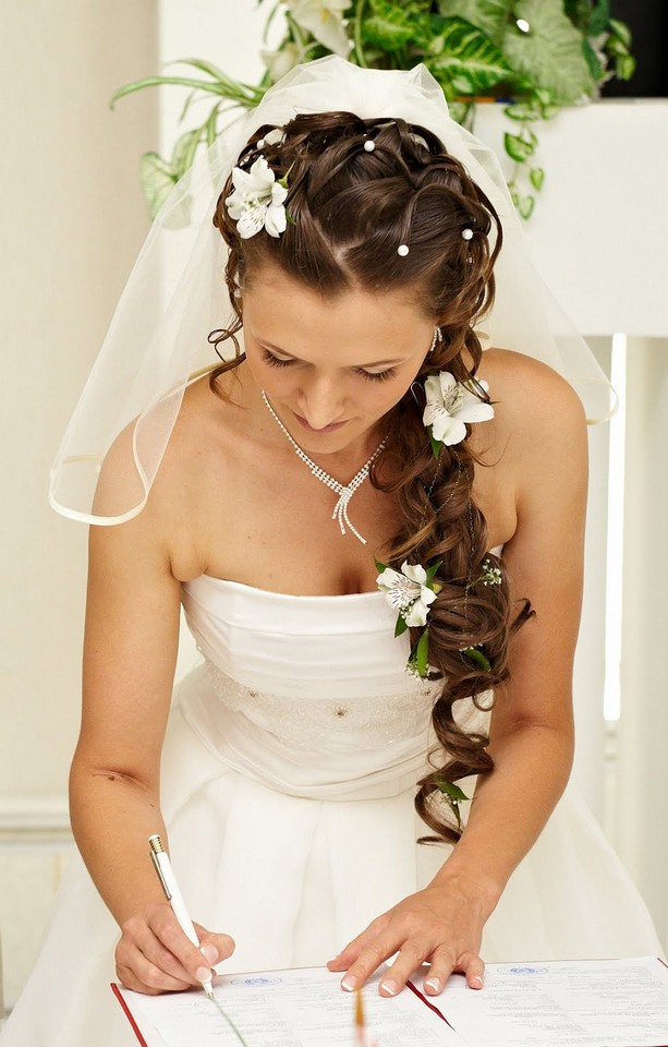 Wedding Hairstyles Long Hair with Flowers
