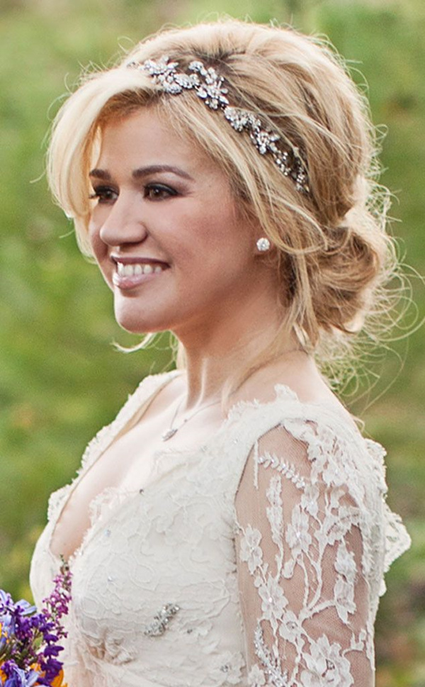beautiful bridal Headpiece for updo wedding hairstyles