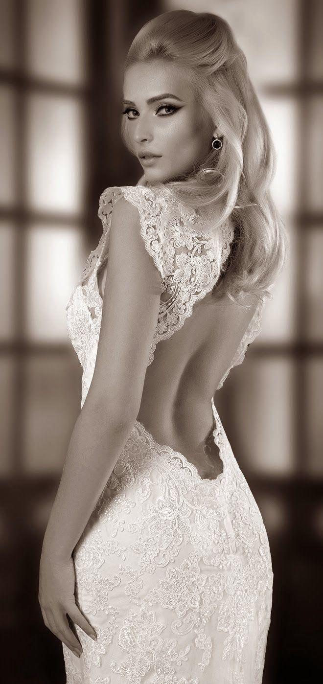 2016 Backless Wedding Gowns