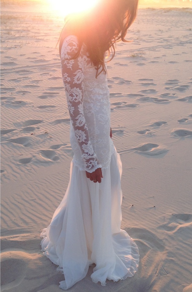 2016 Long Sleeve Lace Wedding Dresses