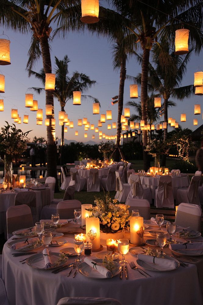 Beautiful outdoor Night Wedding Ideas