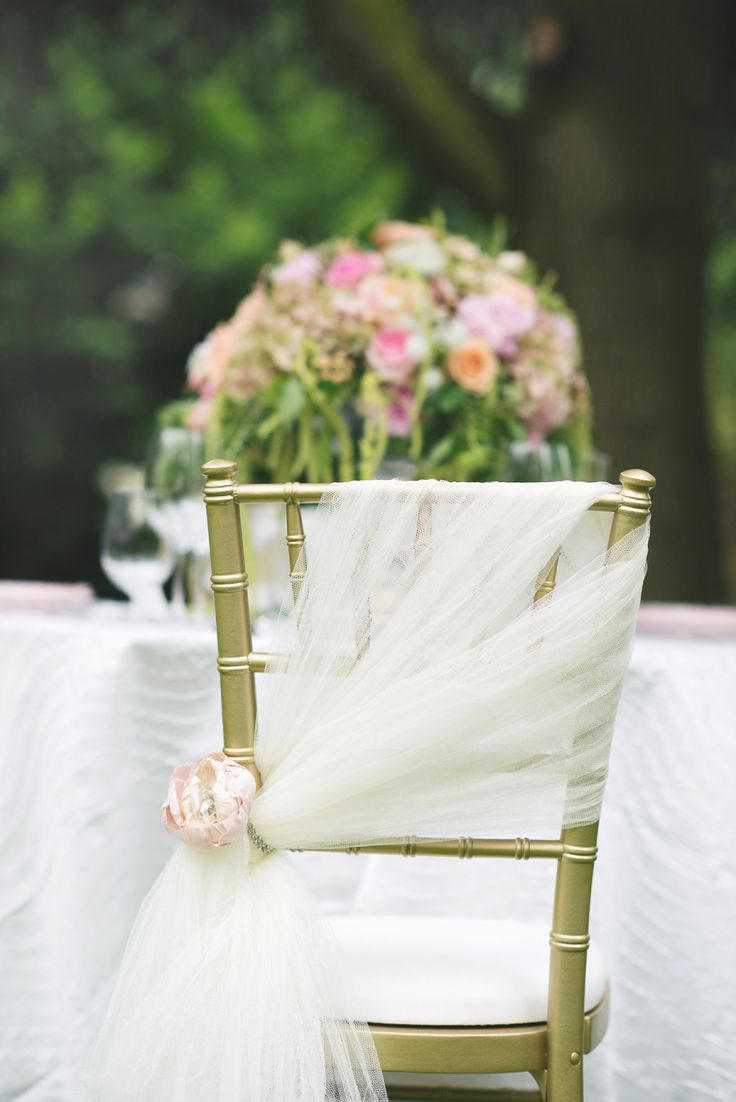 Elegant and Glamorous Gold Wedding Reception Ideas
