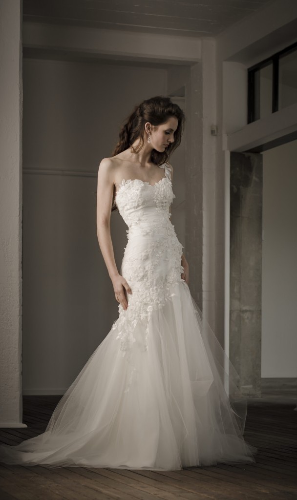 Fit and Flare Romantic Wedding Dresses