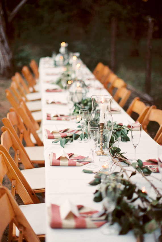 Intimate backyard wedding Table Decoration