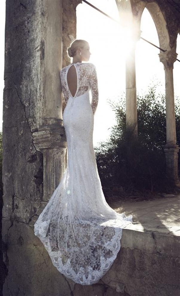 Long Sleeve Lace Backless Wedding Dress