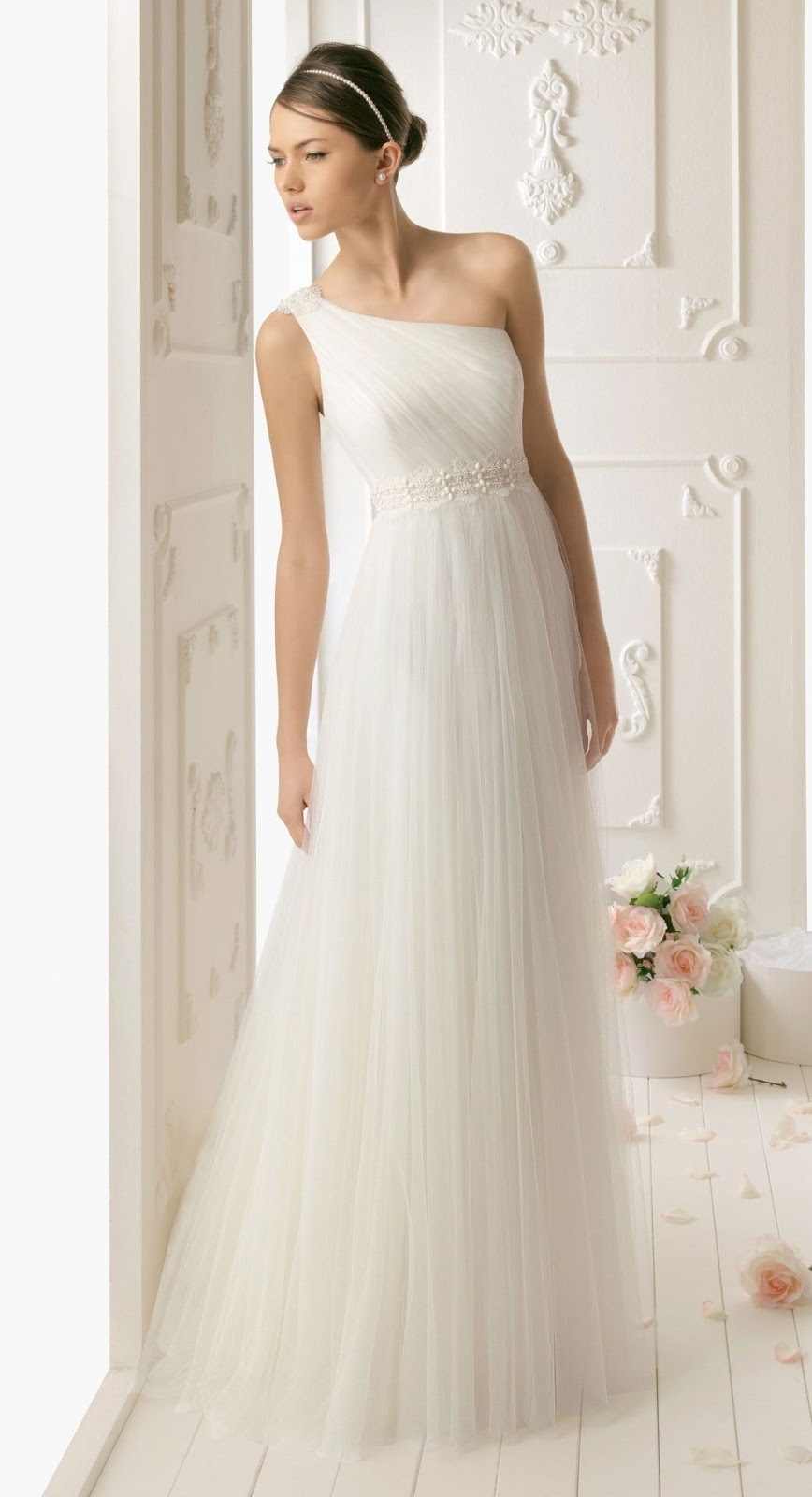 Simple Tulle Wedding Dresses