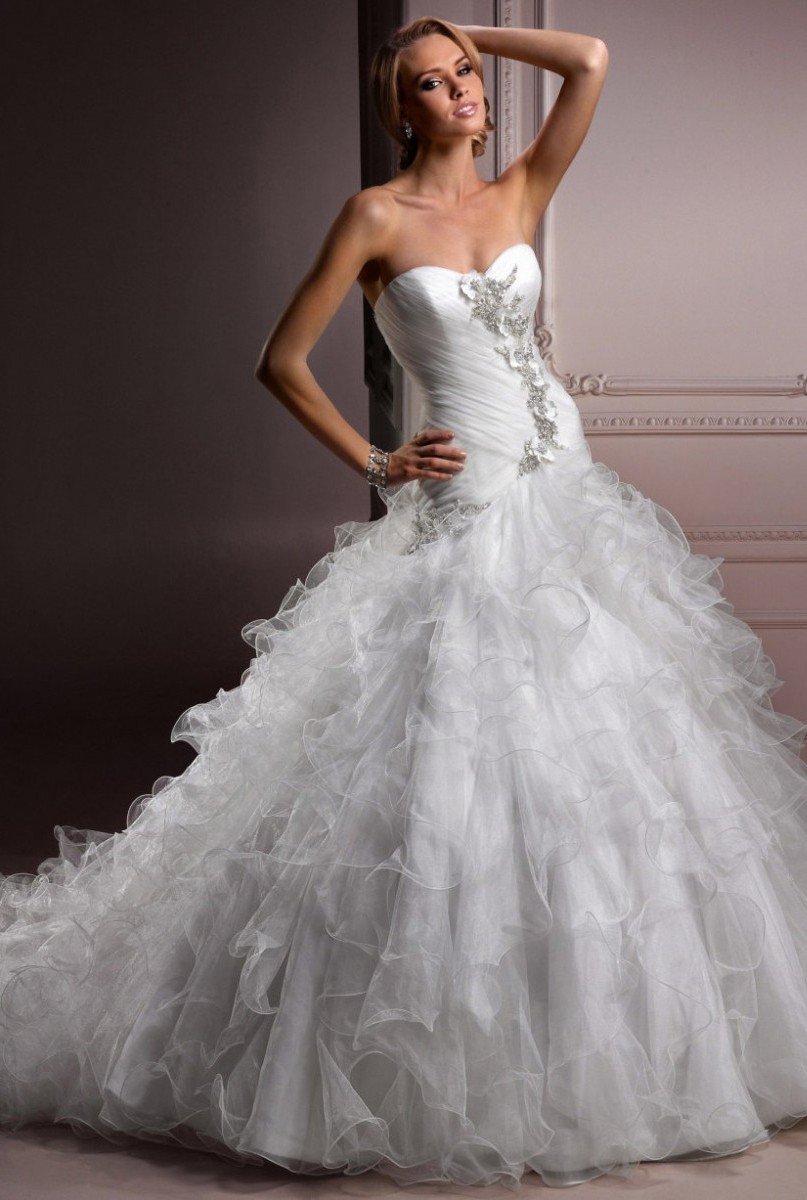Sweetheart Neckline Ball Gown Big Wedding Dress