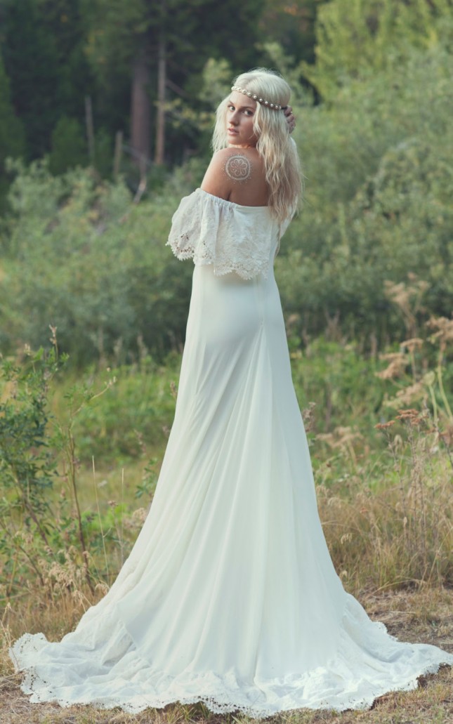 amazing boho wedding dress