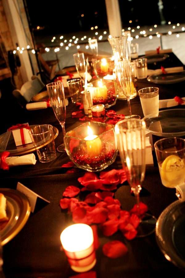 Beautiful Black and Red Wedding Decorations