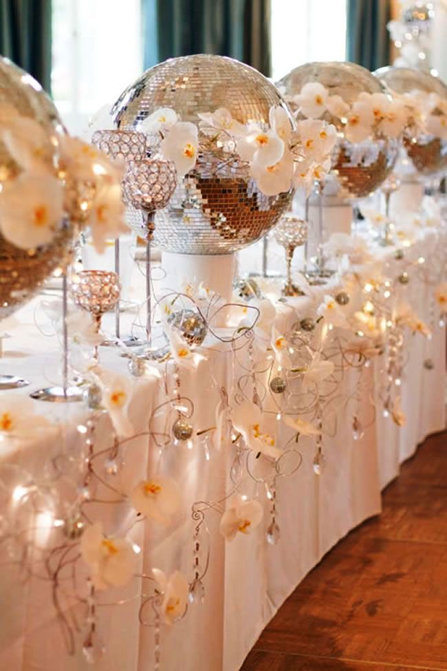 Best Winter Silver Wedding Decorations