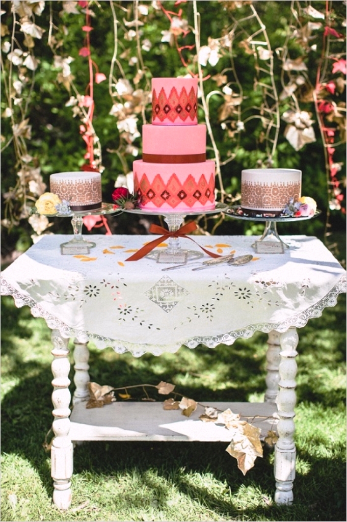 Boho Wedding Cake Table Decorations Ideas