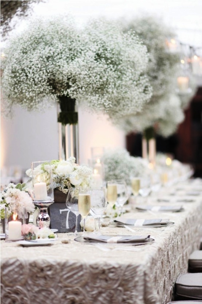 Classy arranged wedding table decoration