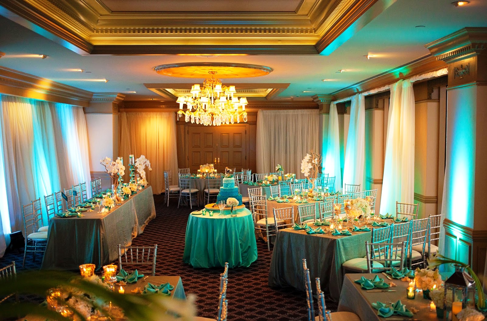Cool Turquoise Wedding Decorations