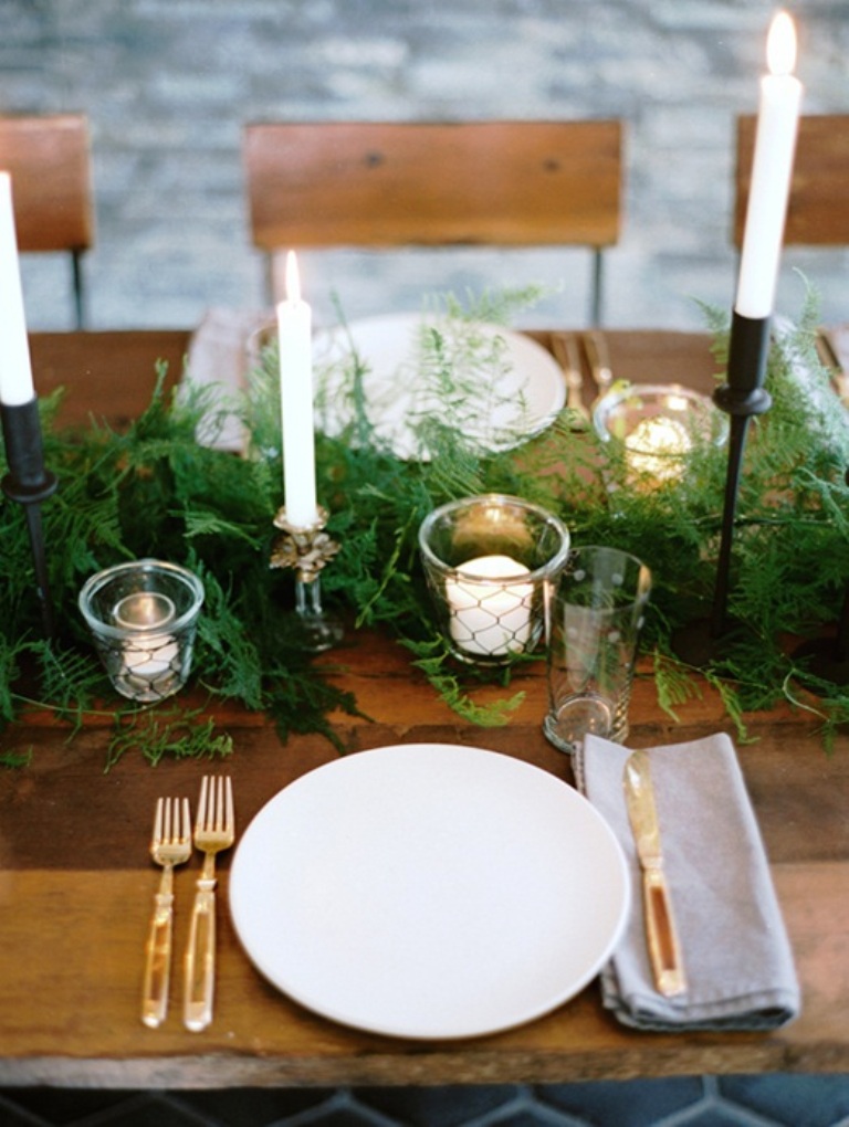 Easy winter wedding table decoration