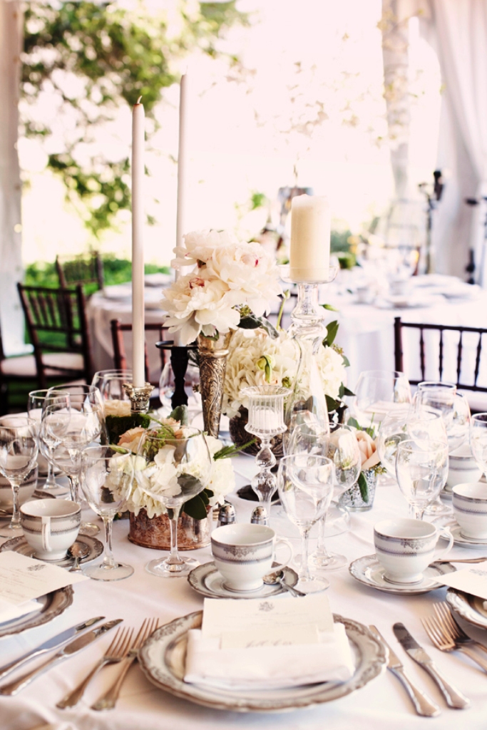 Elegant Wedding Table Centerpieces