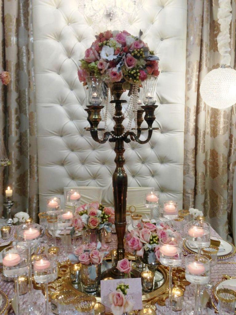 Gorgeous Vintage Wedding Table Decorations