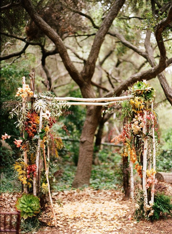 Outdoor Fall Wedding Arch Decorations Ideas