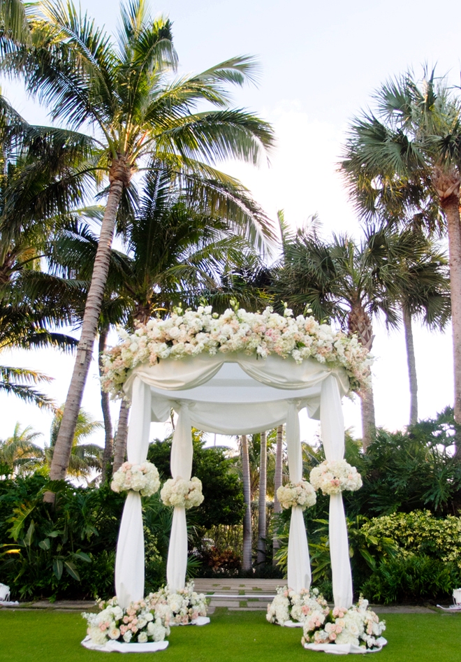 Outdoor Wedding Ceremony Decorations