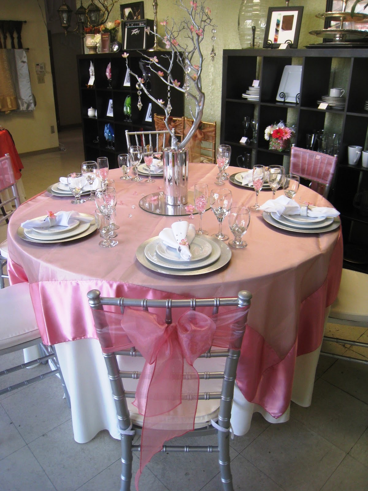 Pink and Silver Wedding Decoration Ideas