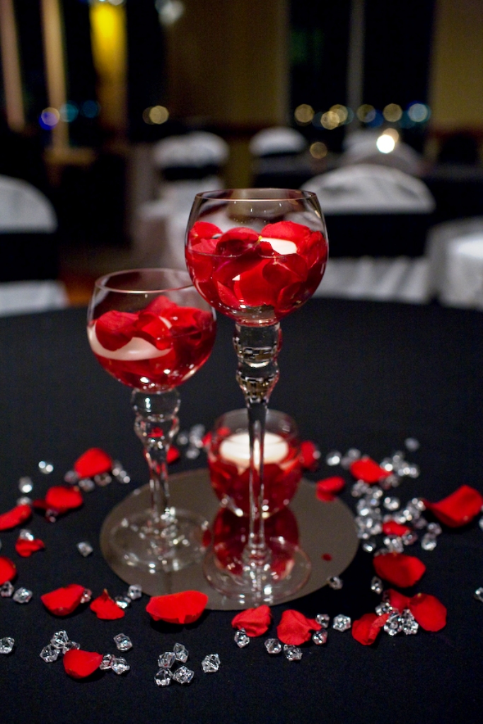 Red and and Wedding Centerpiece Decorations Ideas