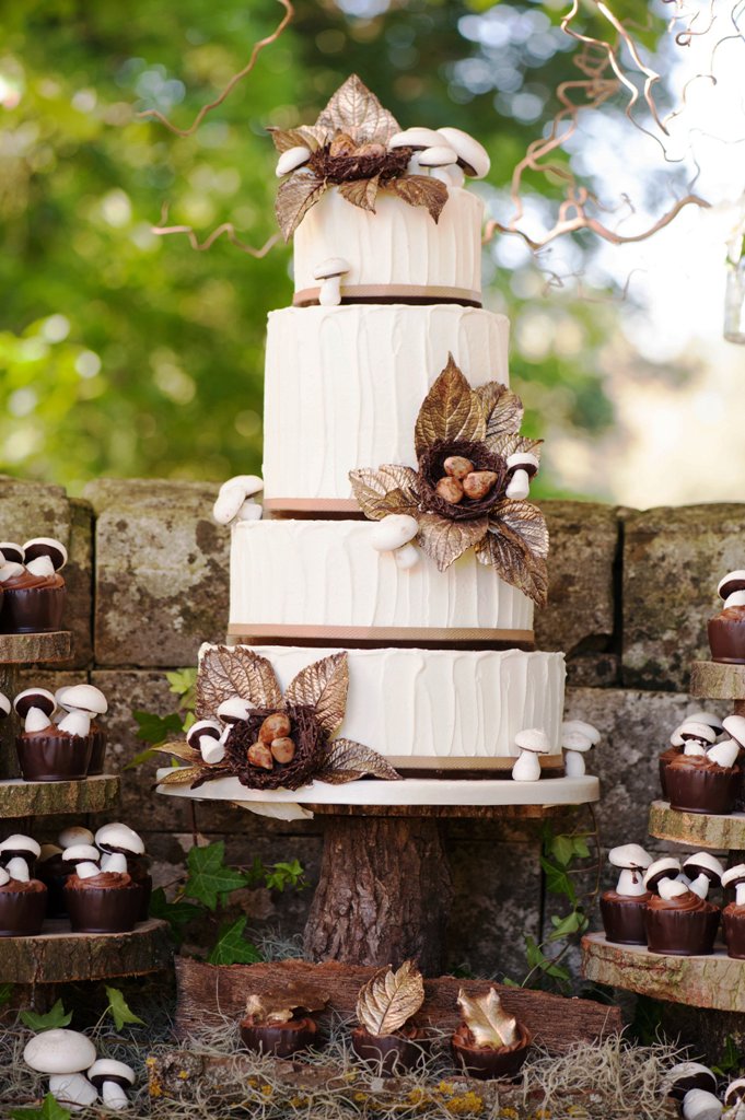 Rustic Theme Wedding Cake Decorations