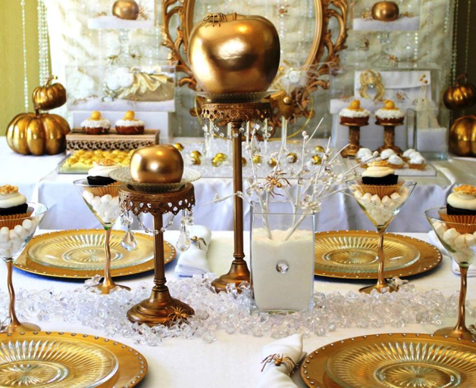 Stunning Gold Wedding Decorations