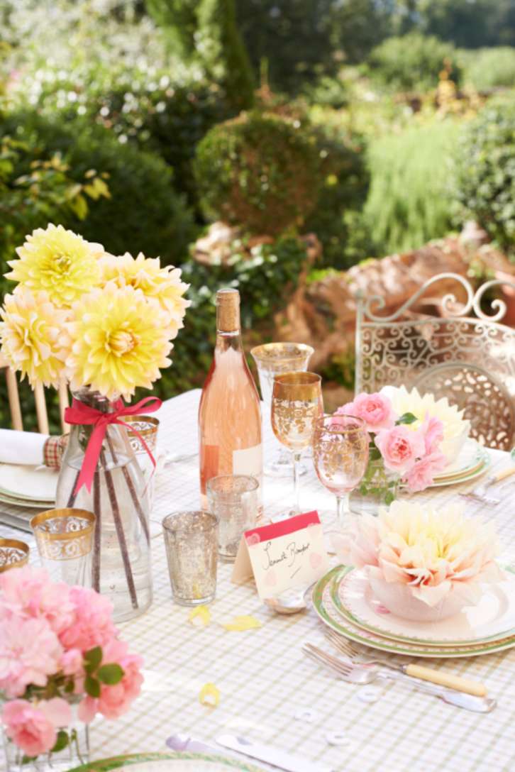 Summer Wedding Table Centerpieces Ideas On a Budget