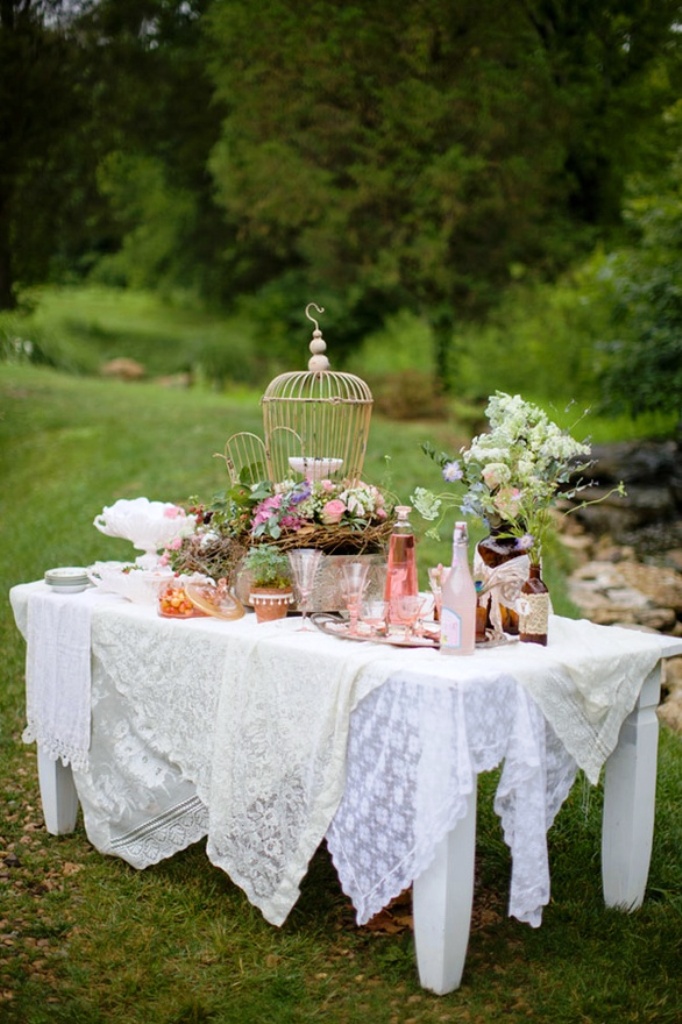 Vintage Garden Wedding Decorations