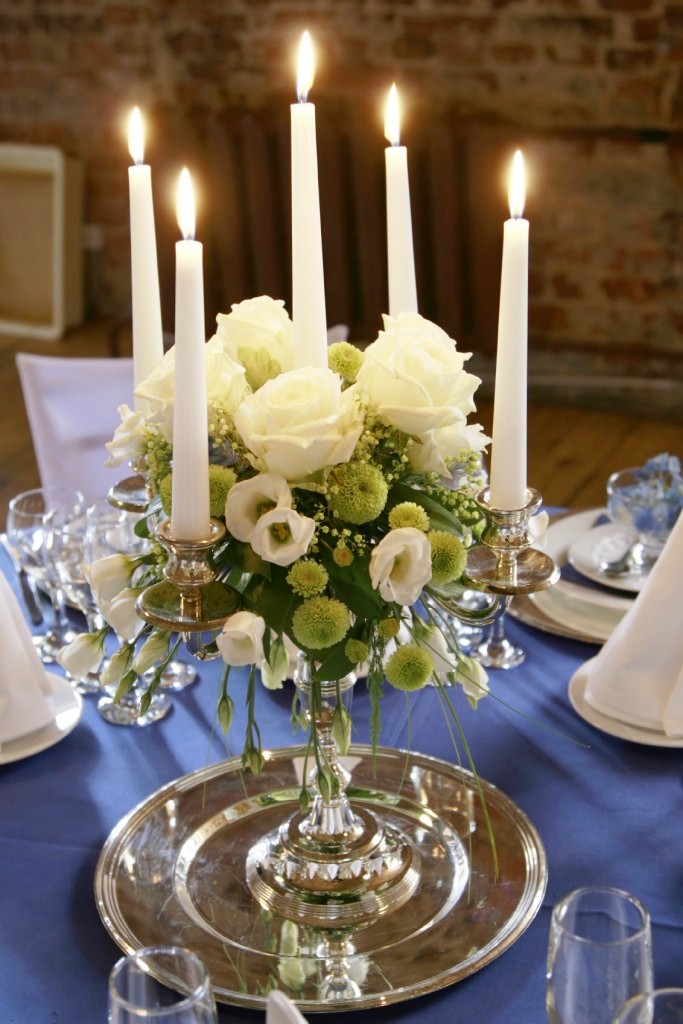 Wedding Table Flower Centerpieces With Candles