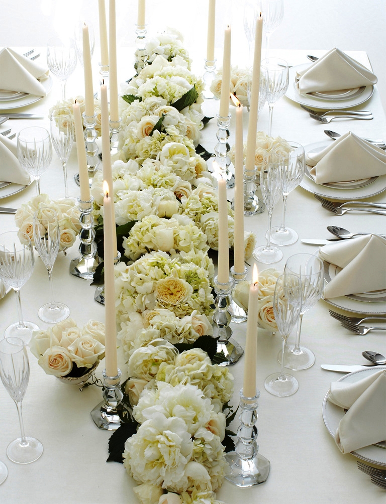 White Rose Flowers Wedding Table Decorations