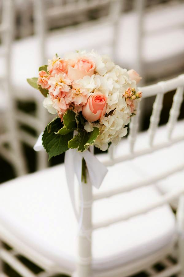 White and Peach Wedding Theme Decorations