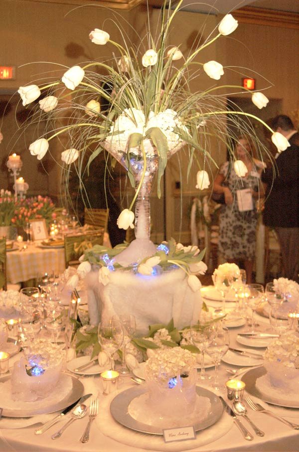Winter Wedding Table Centerpieces Decorations on a Budget