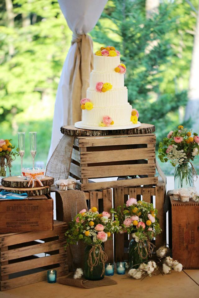 Wood Cake Stand Ideas for Weddings