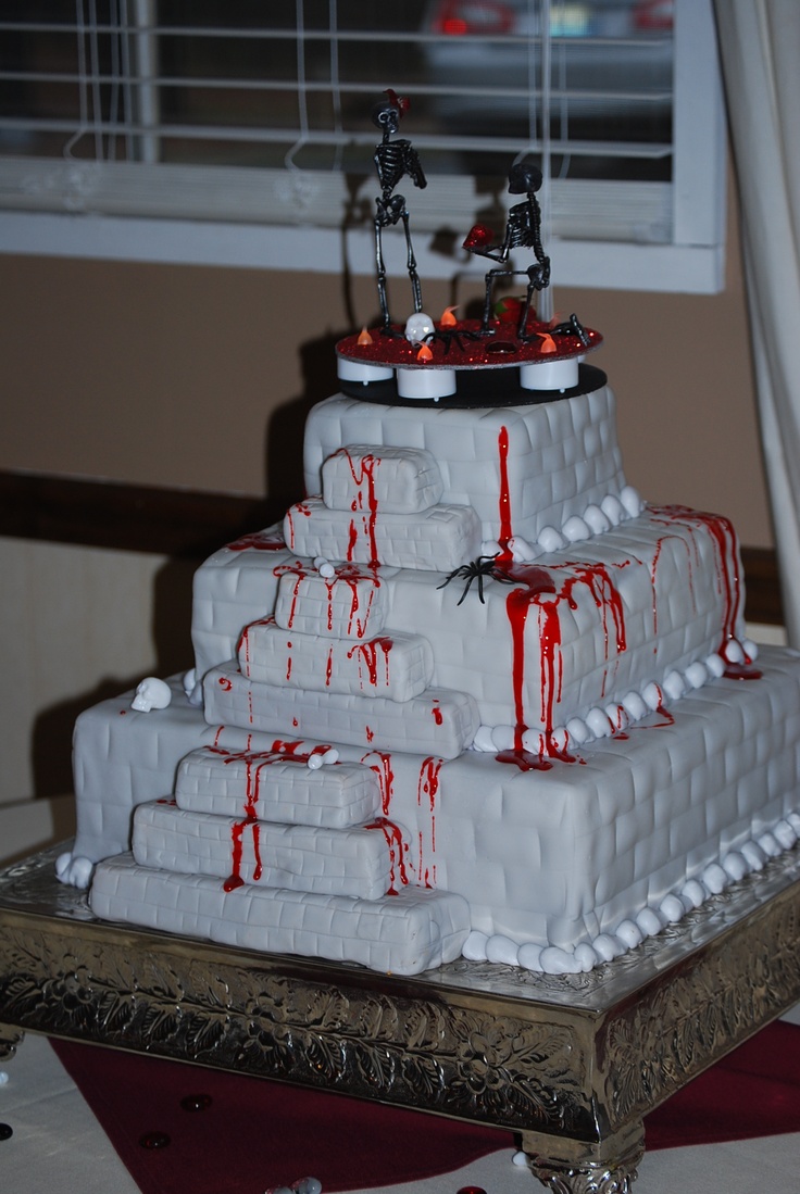 Bloody Halloween Wedding Cake with Spider