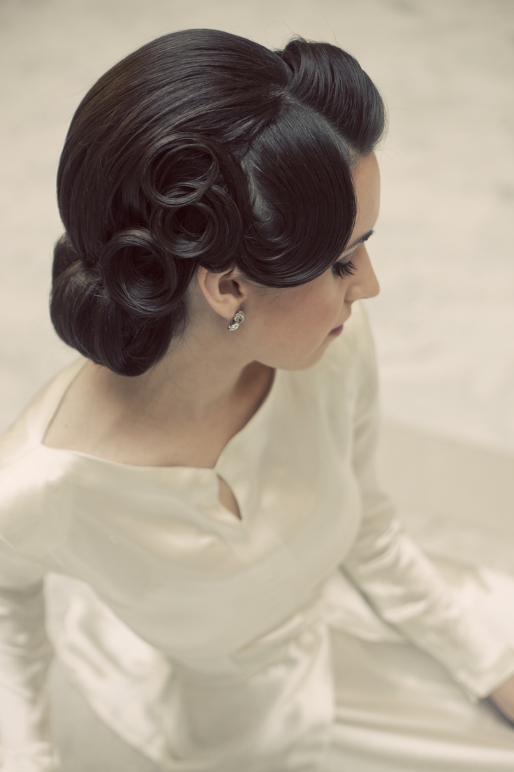 Brunette Vintage Wedding Hairstyles