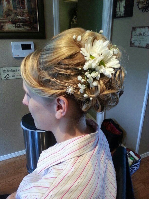 Camo Country Wedding Hairstyles