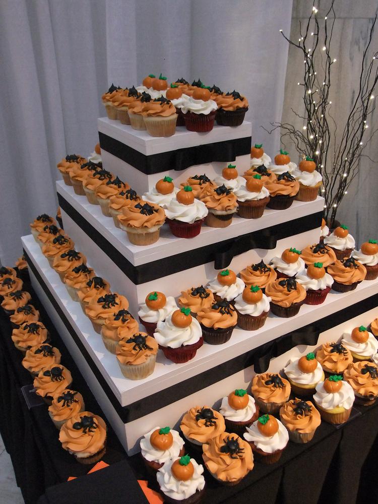 Halloween Wedding Cake and Cupcakes
