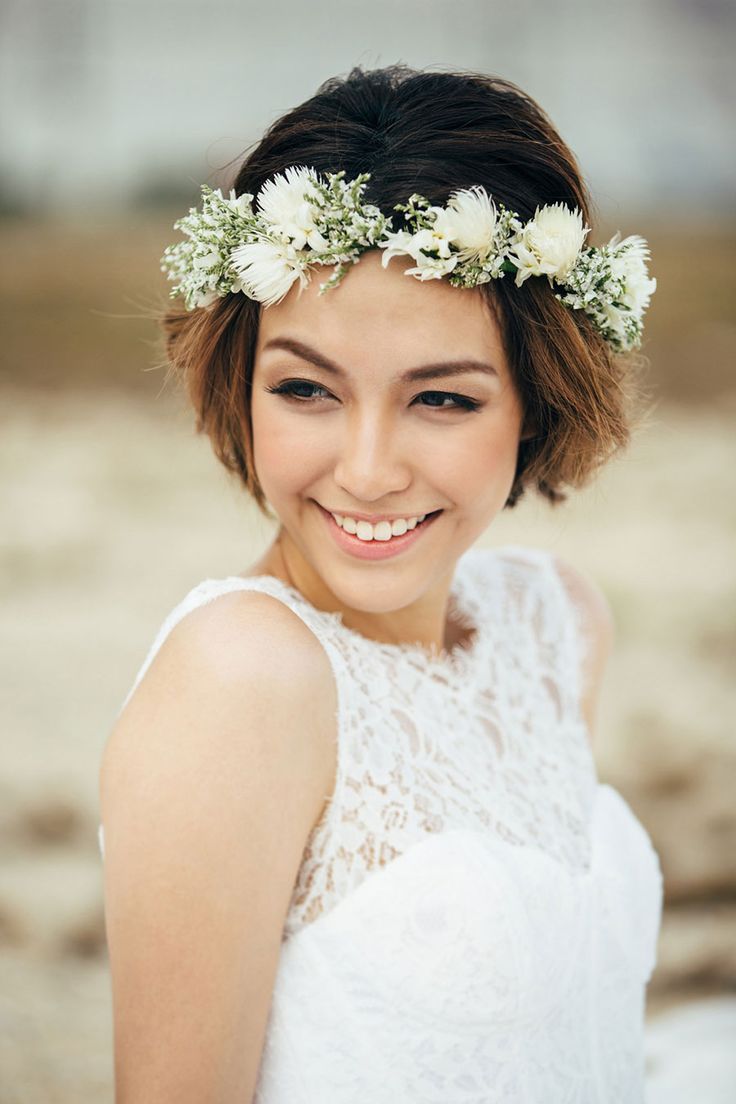 Short Wedding Hairstyles With Crowns