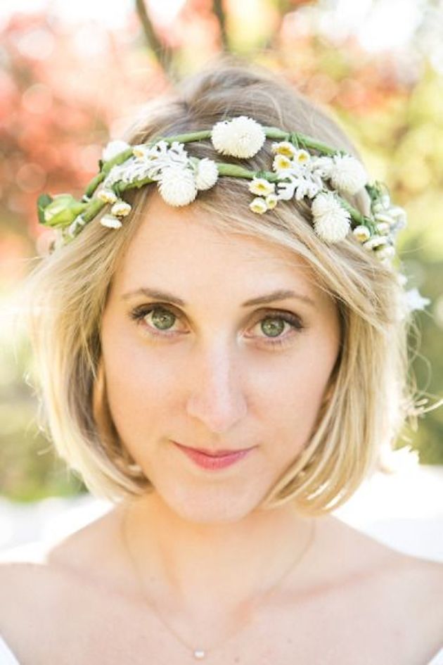Short Wedding Hairstyles With Flowers
