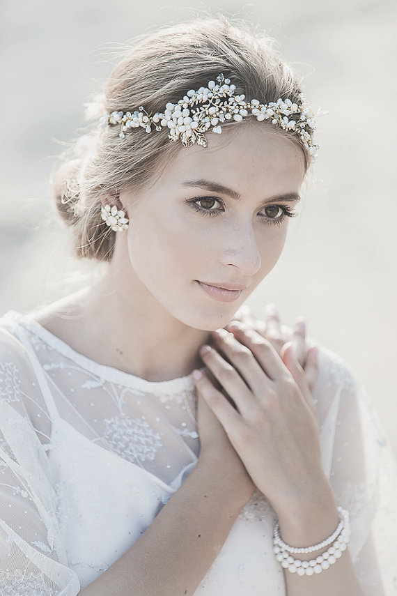 Vintage Wedding Hairstyles With Headpiece