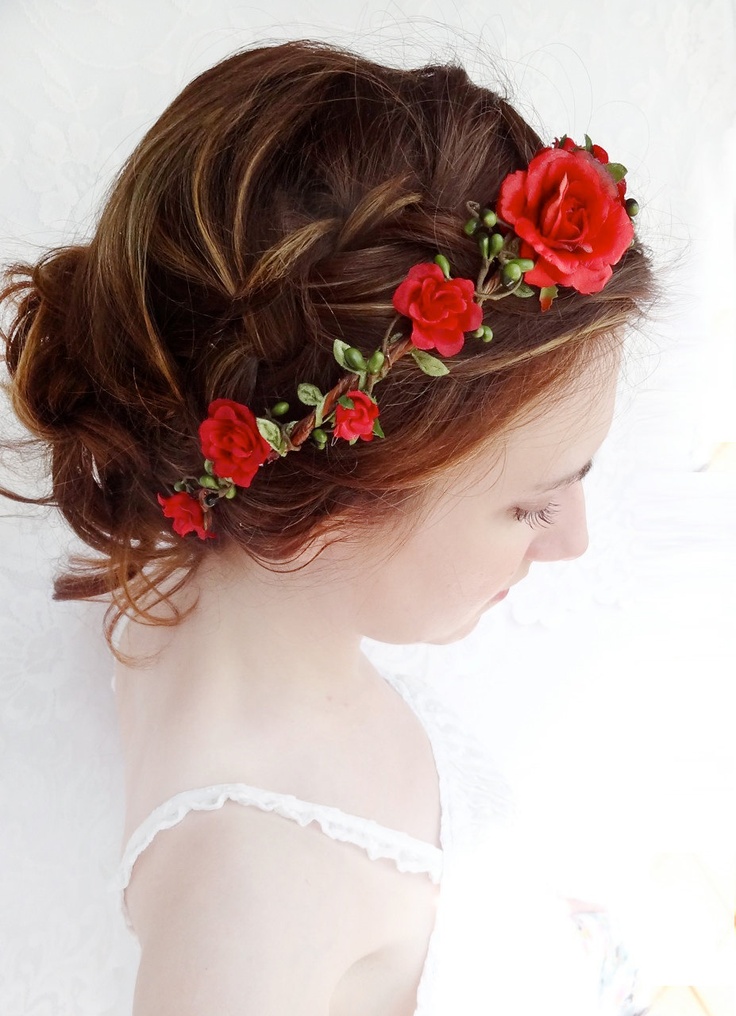 Wedding Hairstyles With Rose Flowers