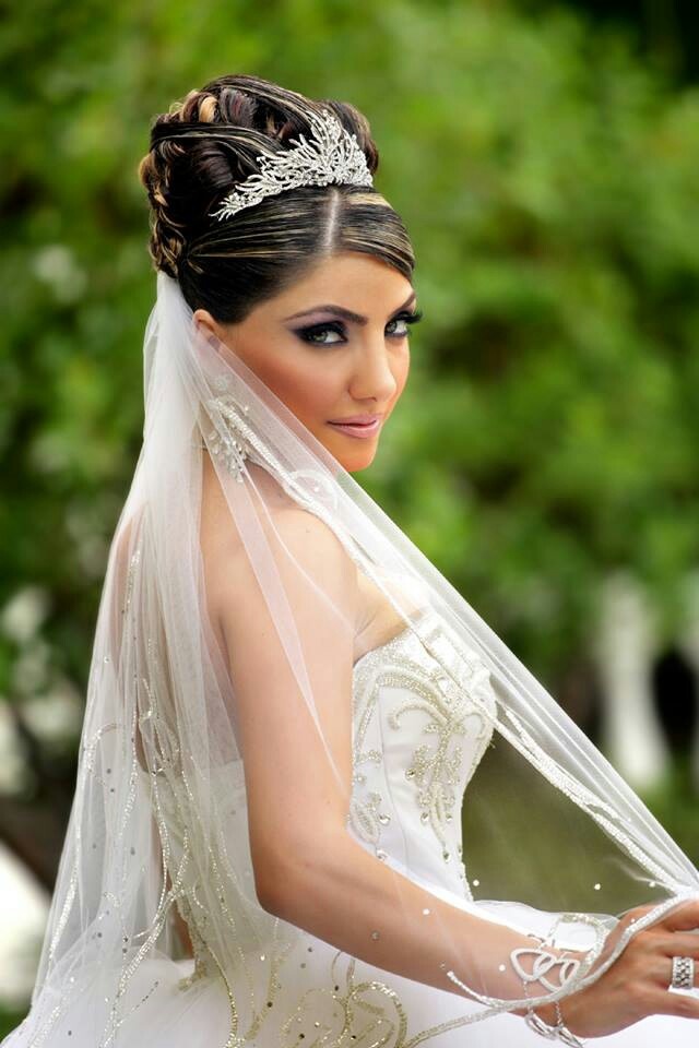 Wedding Hairstyles With Veil And Tiara