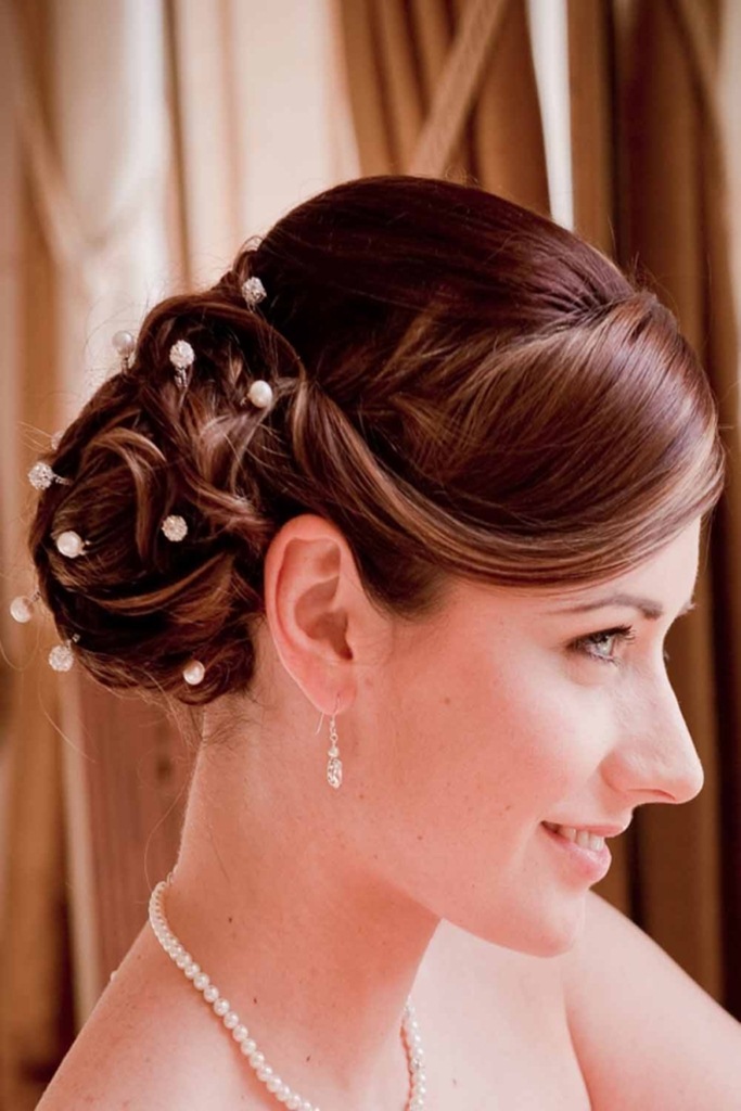 Fall Wedding Hairstyles For Medium Hair