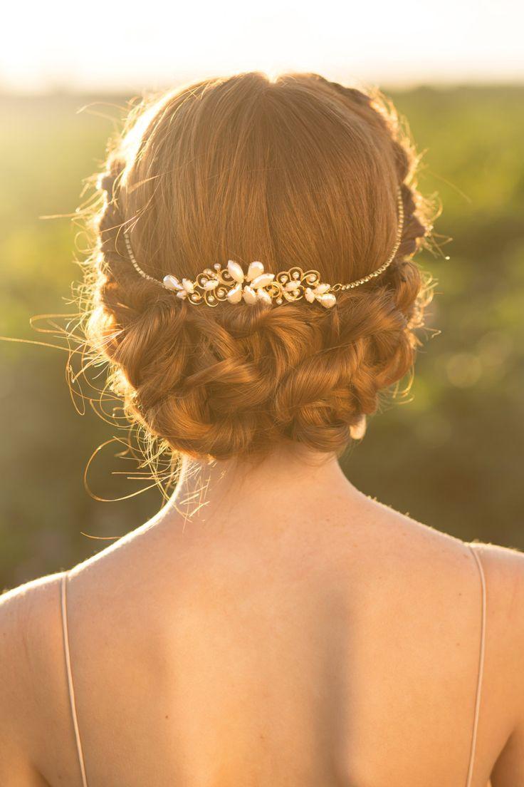 awesome-bridal-tiaras-wedding-hair-accessories
