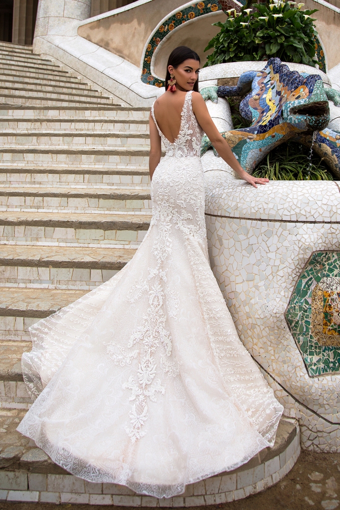 briana-wedding-dresses-2