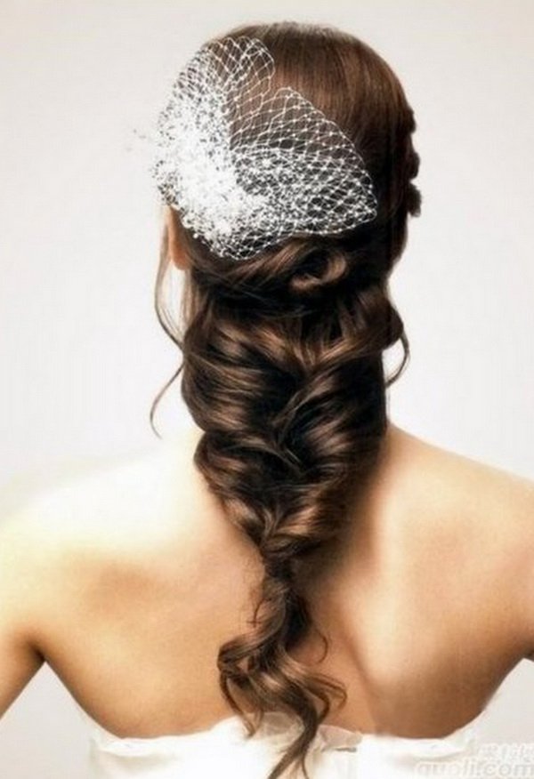 loose-braid-wedding-hair