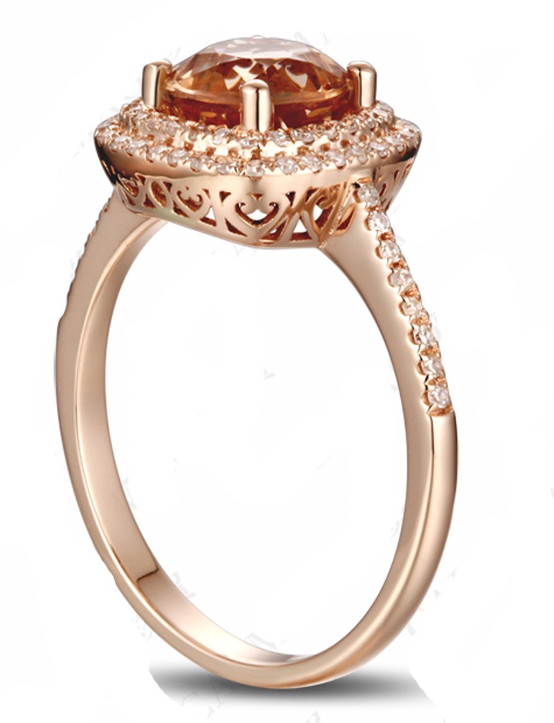 rose-gold-diamond-engagement-ring