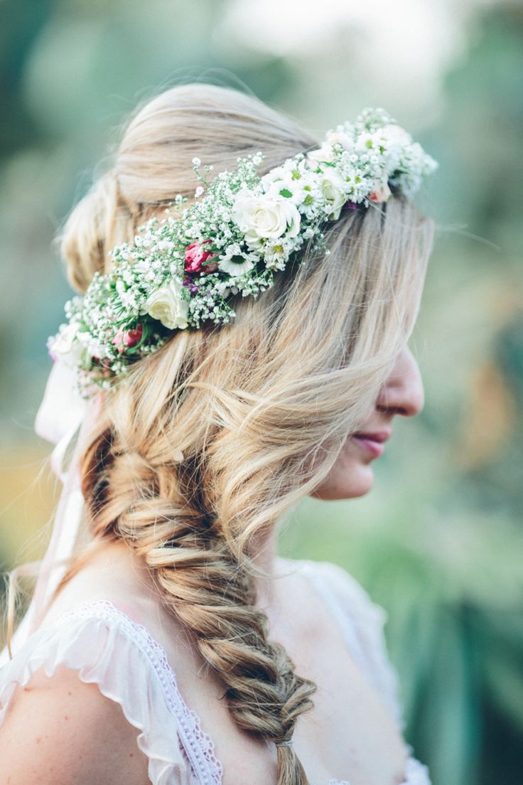 wedding-hair-side-braid-with-flowers