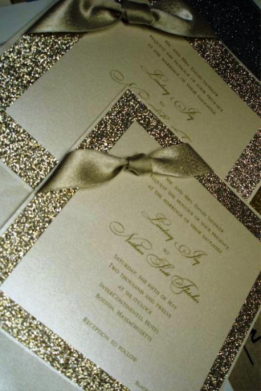 elegant-wedding-invitation-glitter